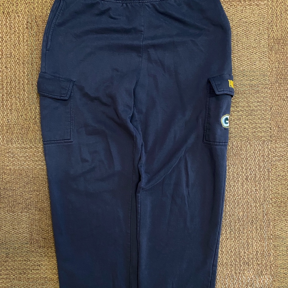 Green Bay Packers black cargo sweatpants